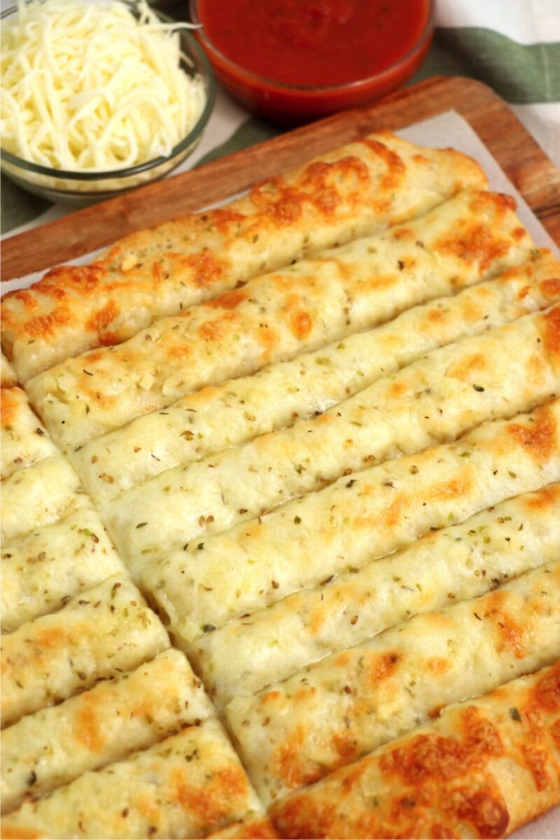 Grisine de casă (breadsticks) – pufoase, fragede și delicioase